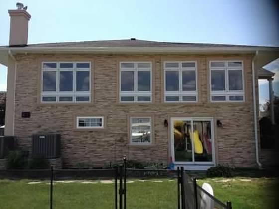 31 / 48 Two Story Home Left Side