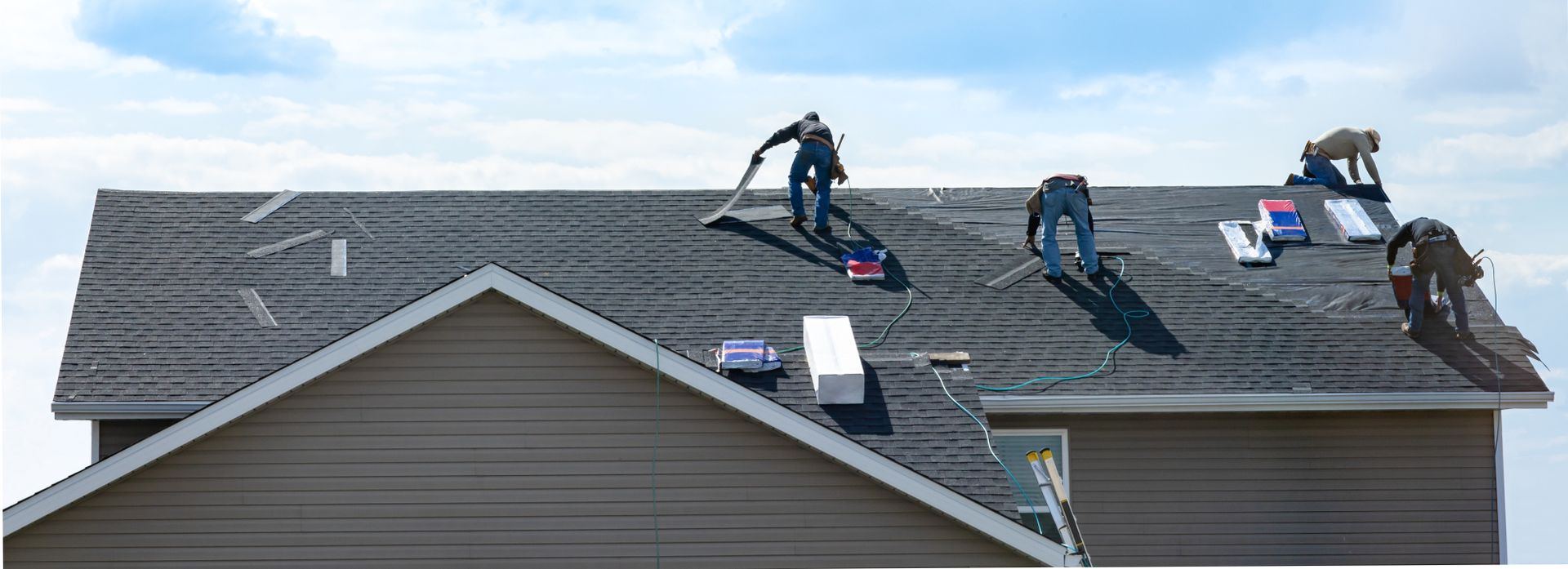 Choose the Right Roofing Contractor