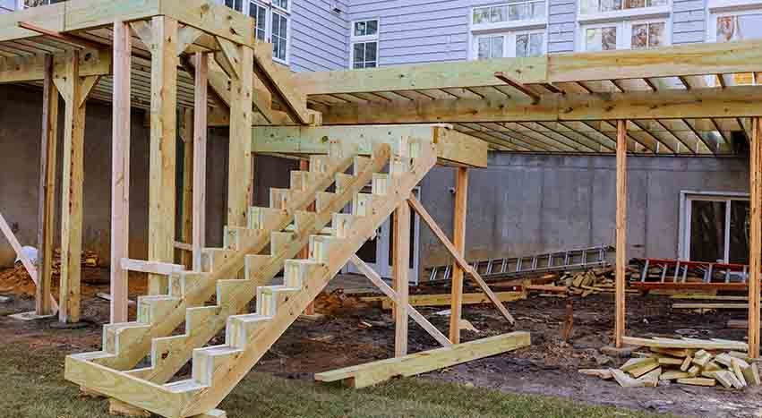 Custom deck design and construction