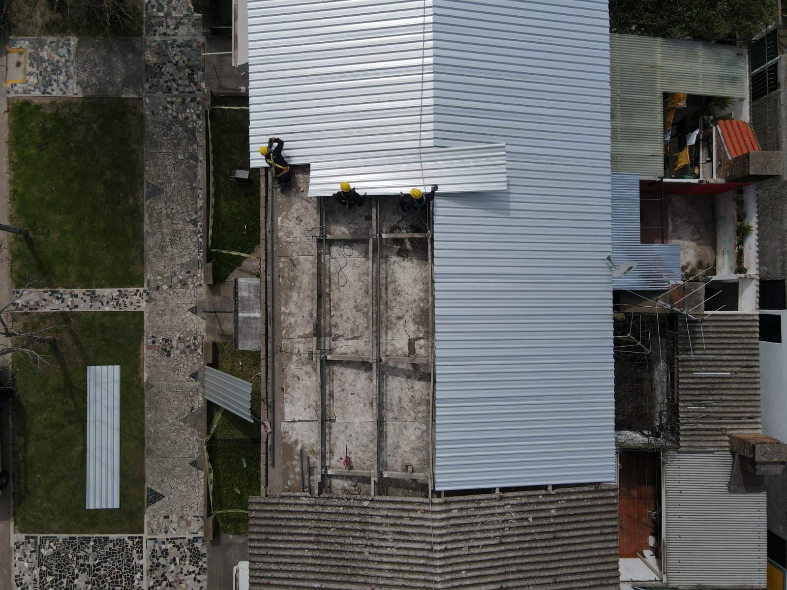 TECHOS Y SOBRETECHOS