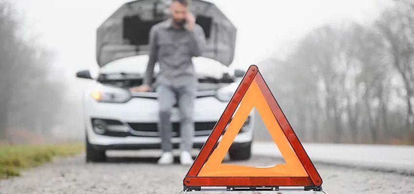 Roadside assistance service in Naples FL by Naples Towing and Recovery