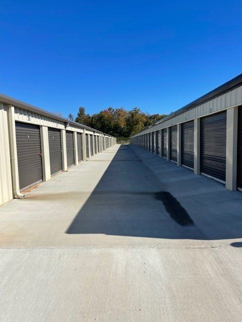 outside oxford storage