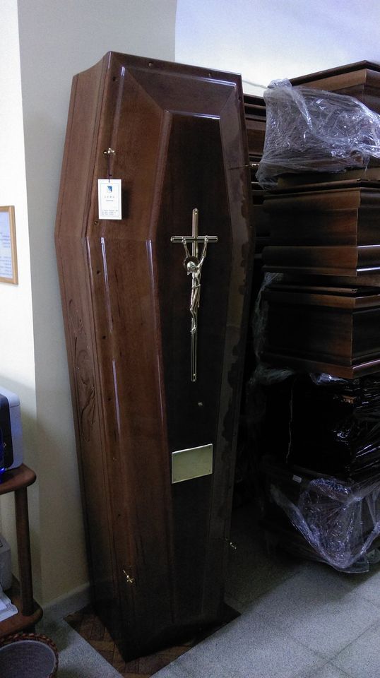 Bara con decorazione con crocefisso