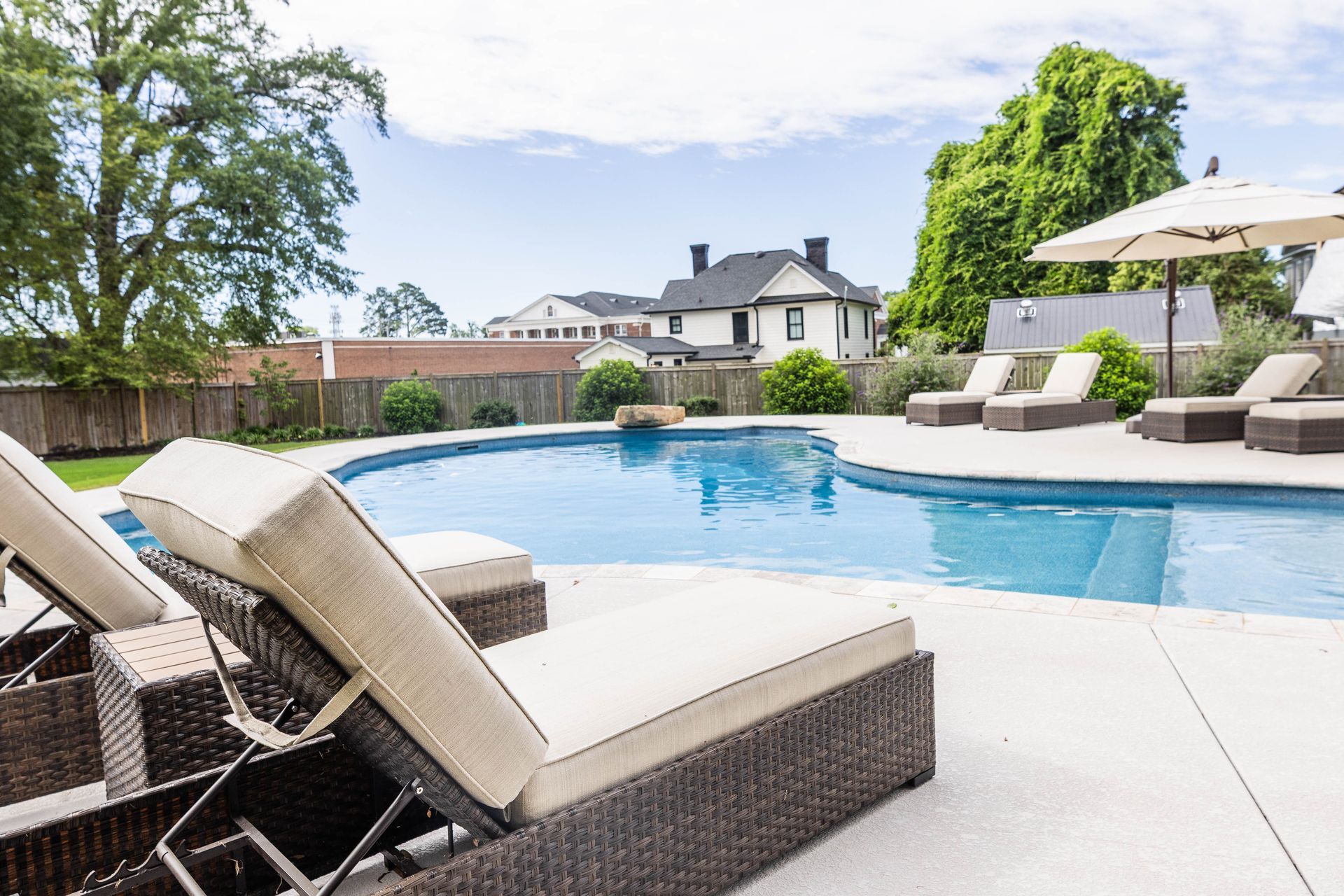 Custom pool builders near Clemson SC