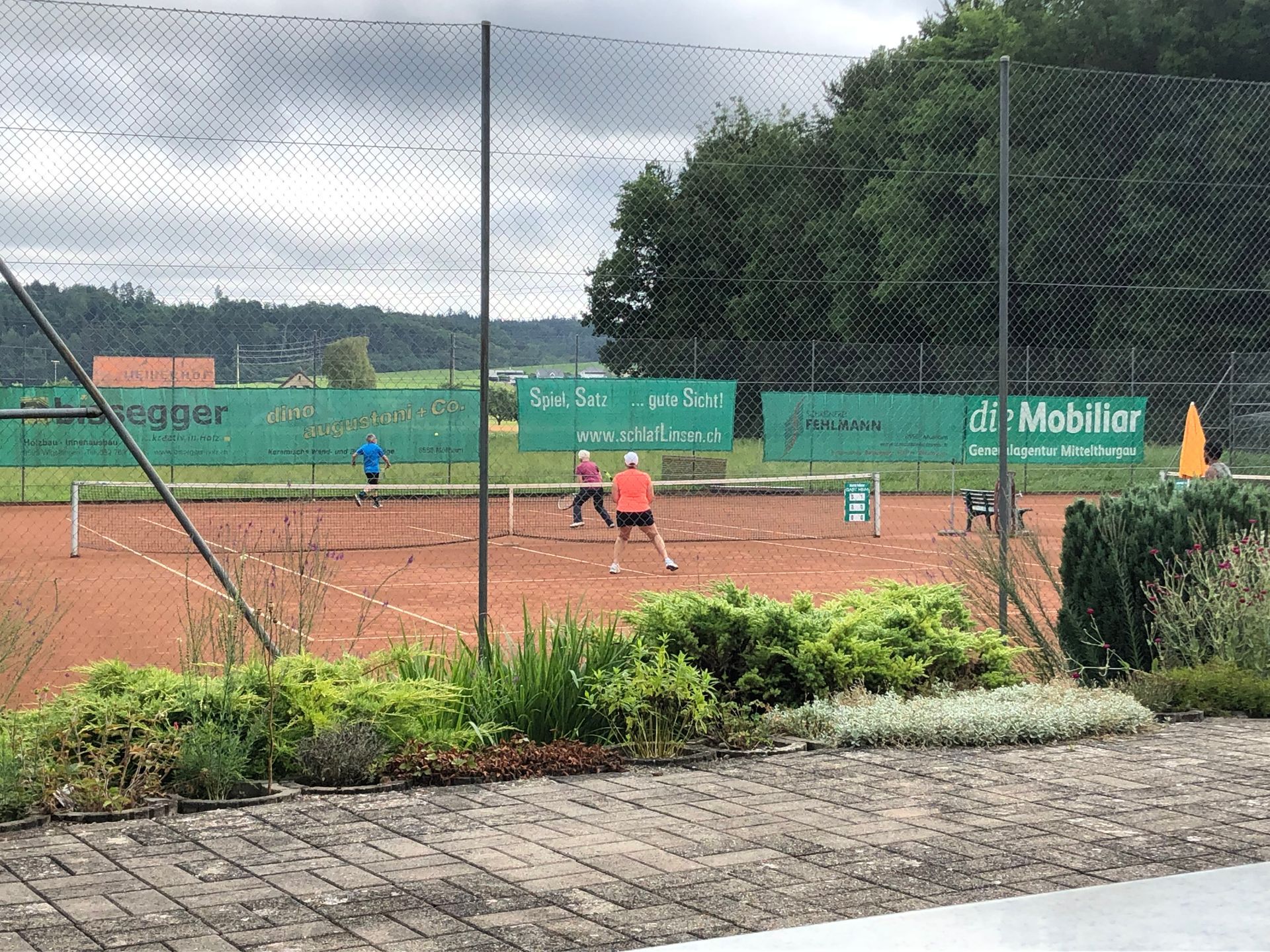 Mixed Doppel Turnier Tennisplatz