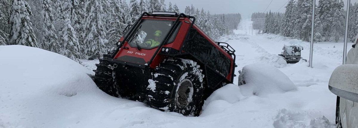 Fat Truck moves easily up steep inclines, through deep snow, mud, or water.