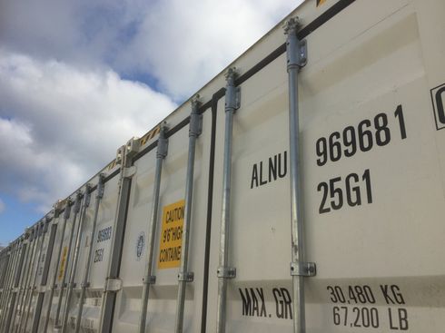 legerstar self storage