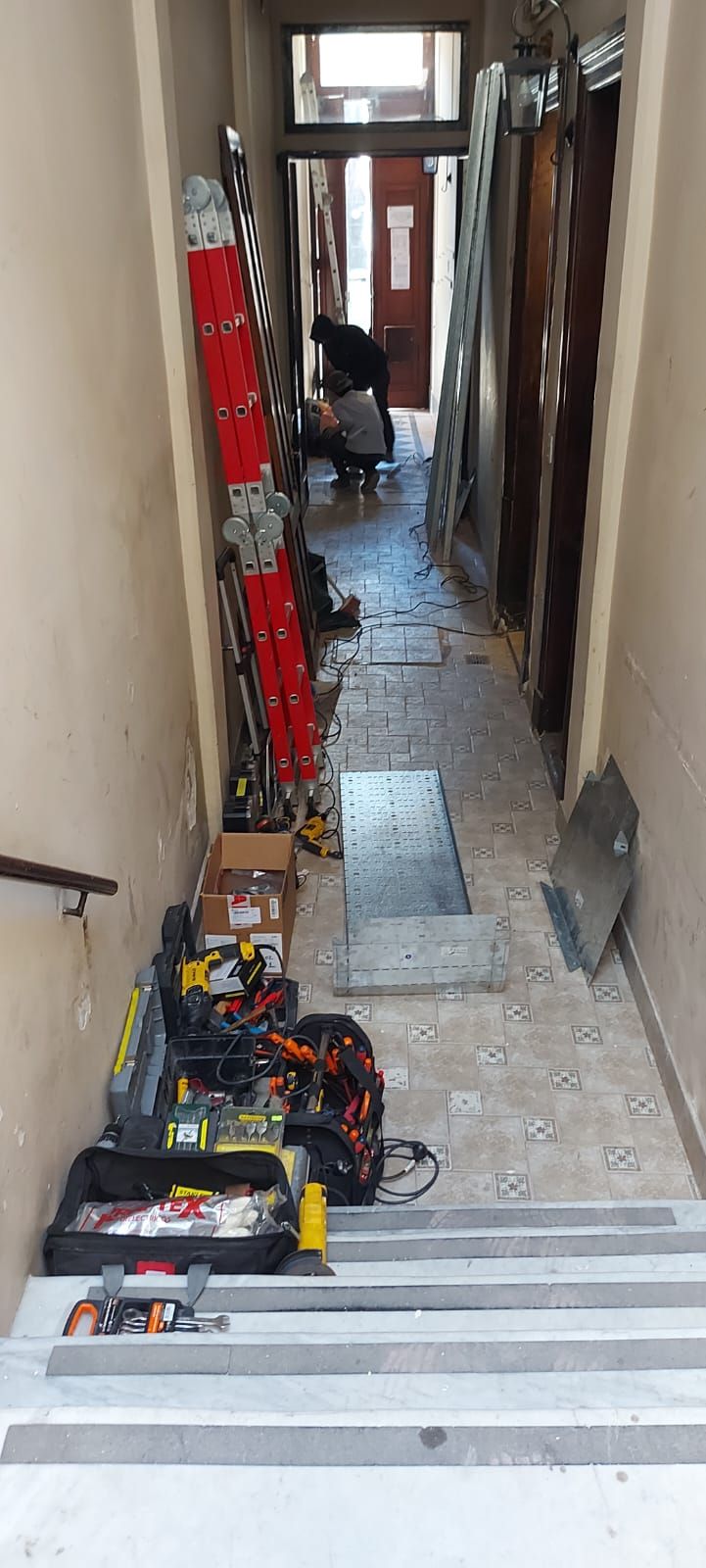 DYTECNICA Instalación y mantenimiento de máquinas térmicas comerciales