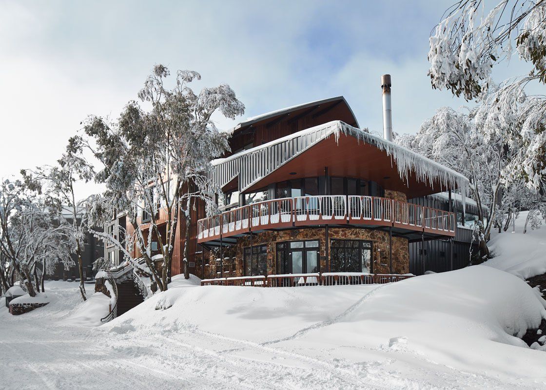 Australian Architecture - Alpine Luxury Accommodation - Hospitality Design - Grant Amon - Words: Freya Lombardo - Images: Peter Bennetts