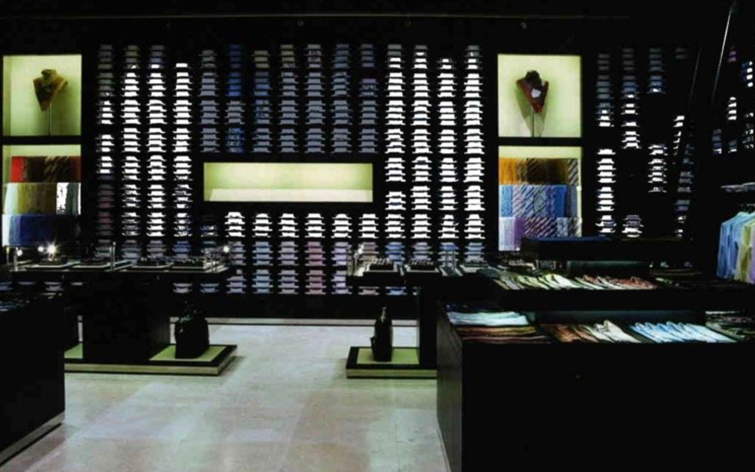 Australian Architecture - Interior Design - Commercial Retail Design - Harrolds - Menswear Store - Words: Freya Lombardo - Images: Trevor Mein