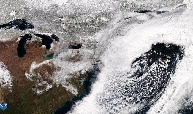 A satellite image of a storm over the great lakes.