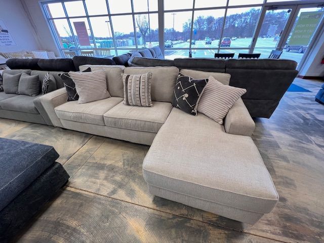 Jody Sofa/Chaise Brown