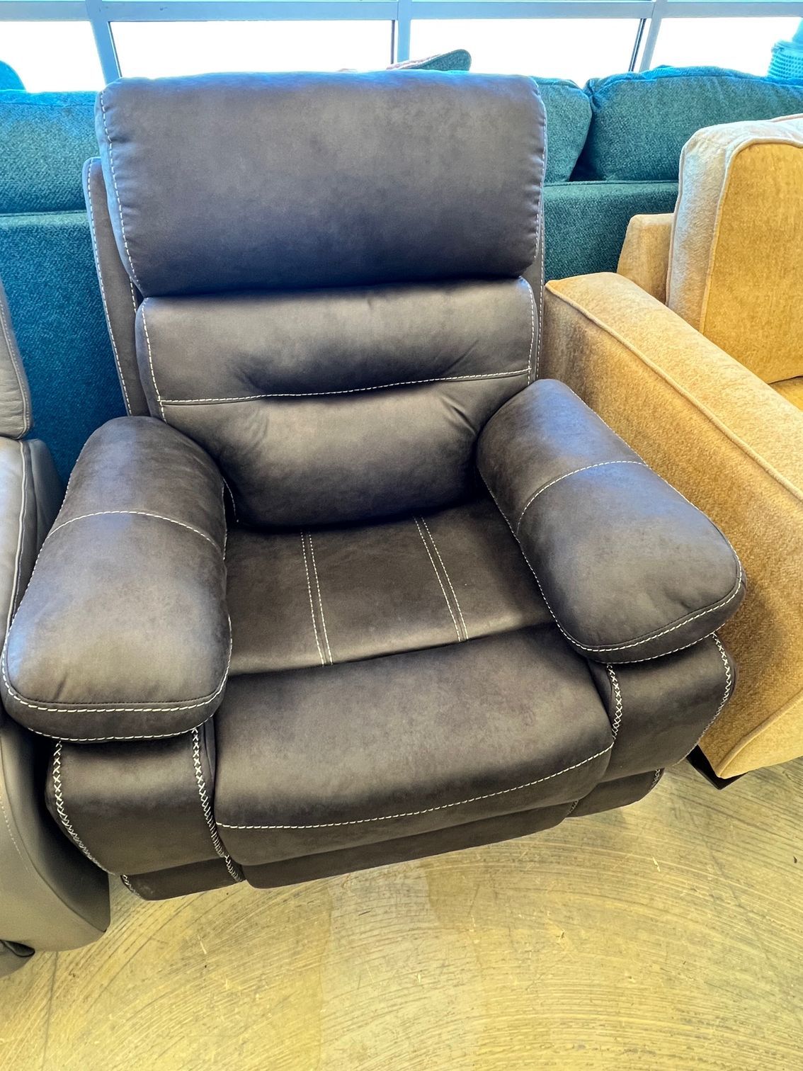 Jody Sofa/Chaise Brown