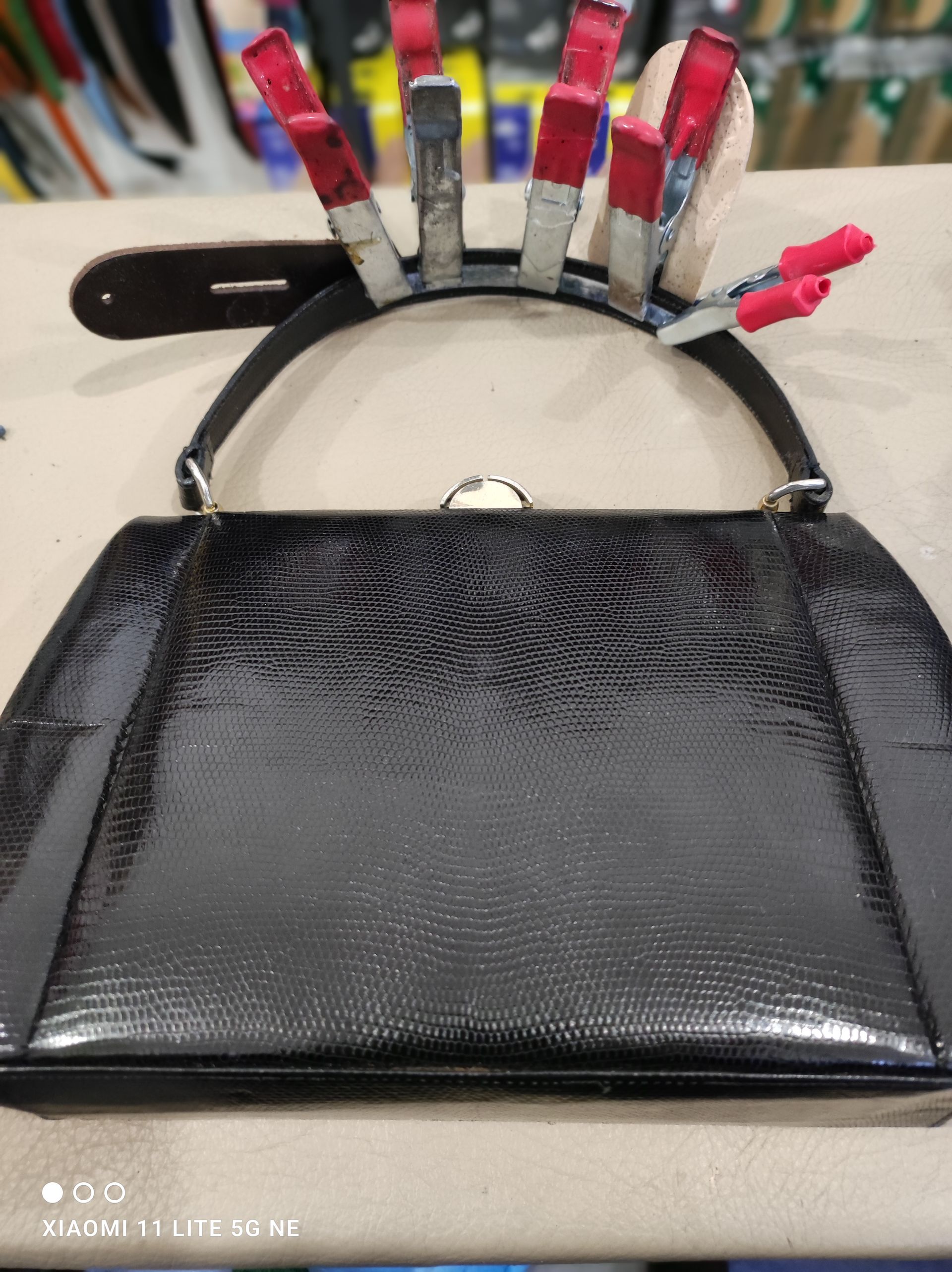 Rifacimento borsa in pelle