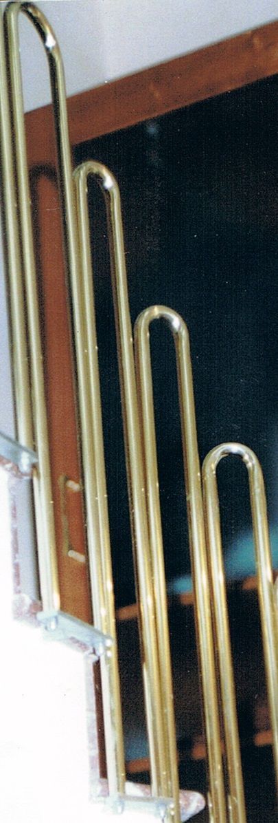 Ringhiera artigianale su misura in ottone lucido