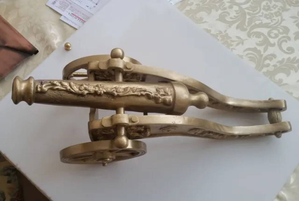 Cannone in ottone antichizzato