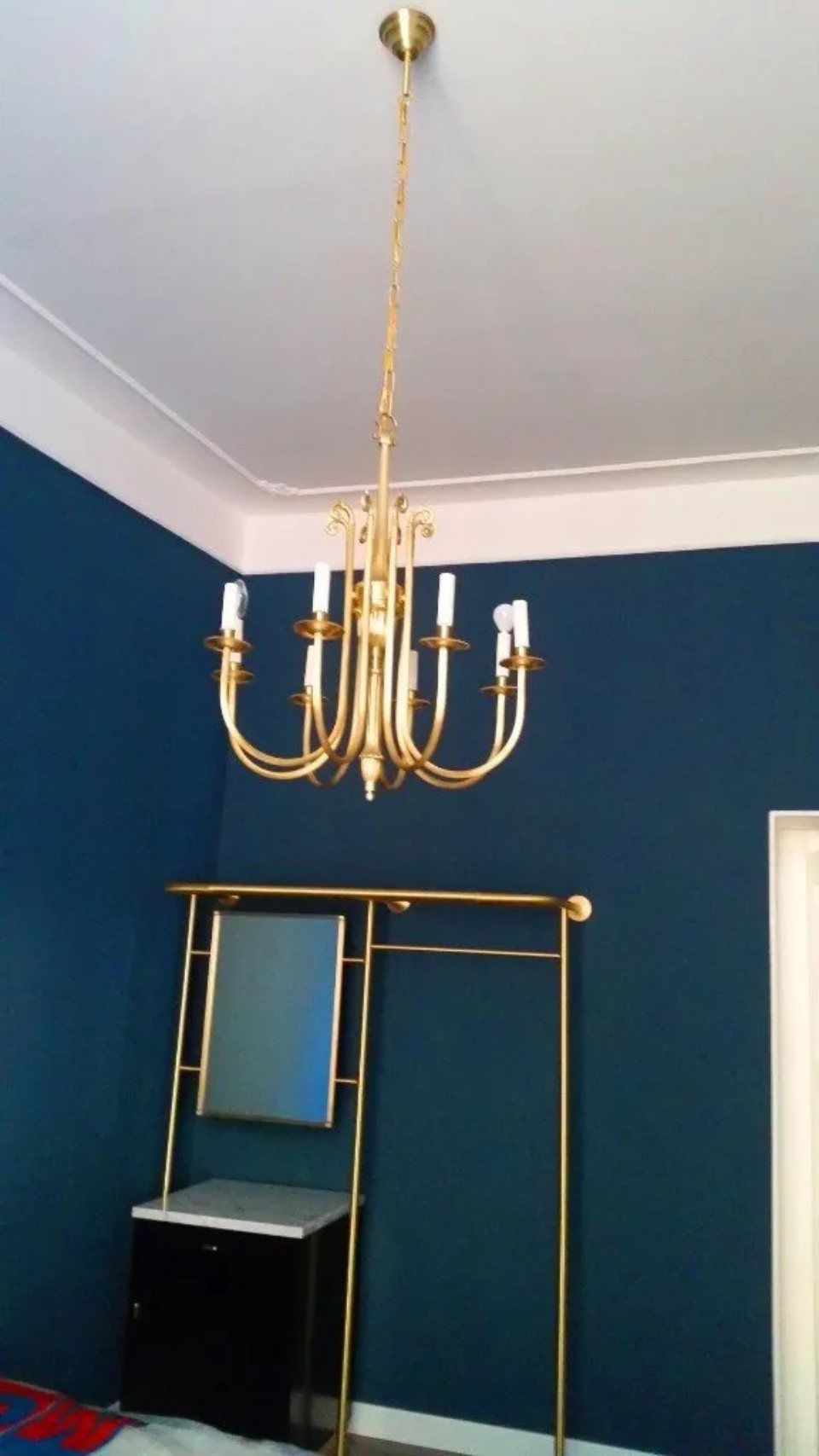 Arredo legno e ottone per Bed & Breakfast