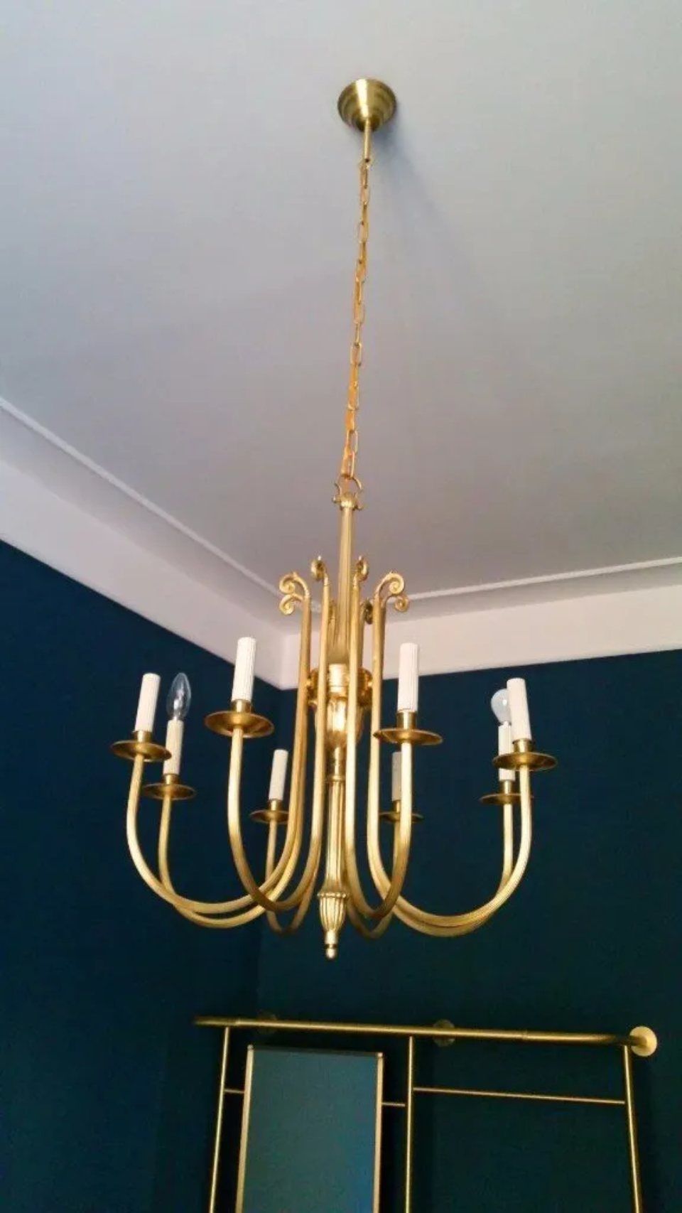 Arredo legno e ottone per Bed & Breakfast