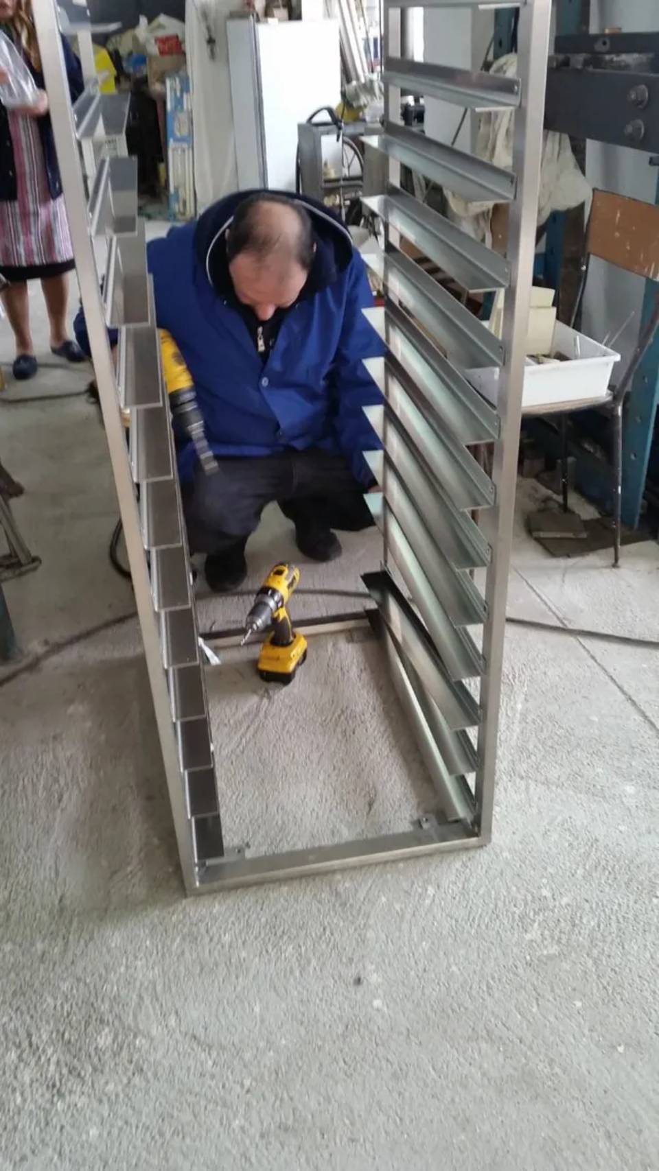 Carrello porta vassoi