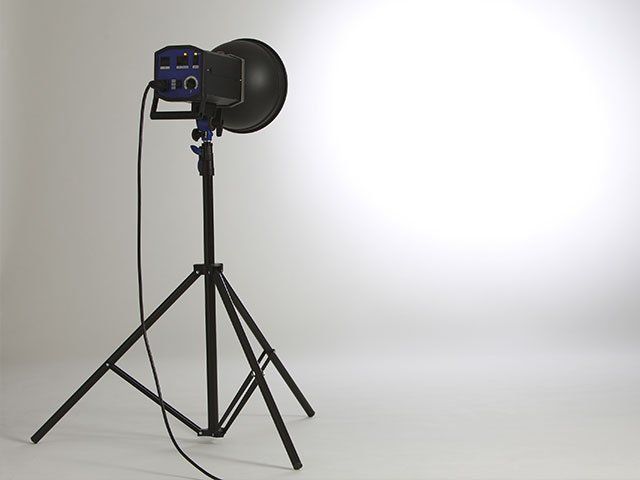 Light Stands & Accessories