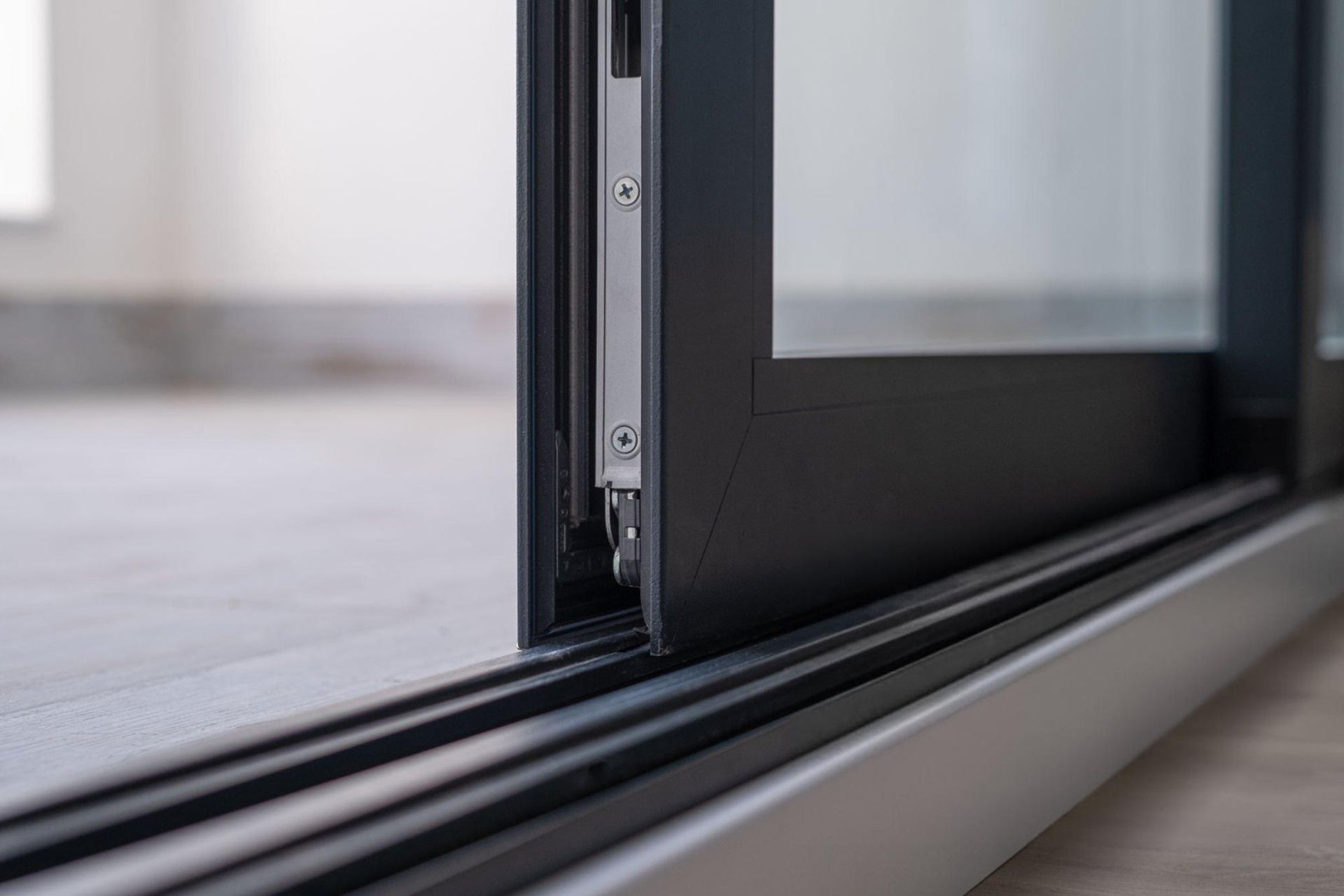 SERRAMENTI IN ALLUMINIO