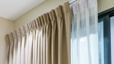 automatic curtain poles