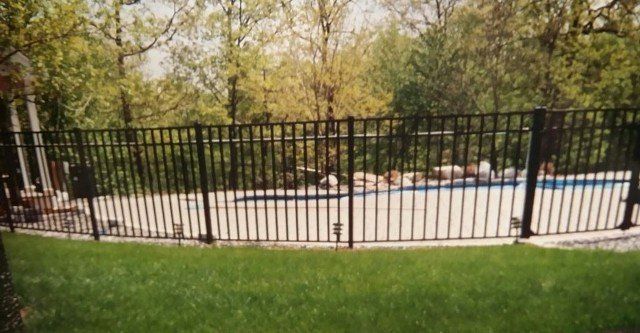 Black Fence - Fence Repair in Clinton, MA