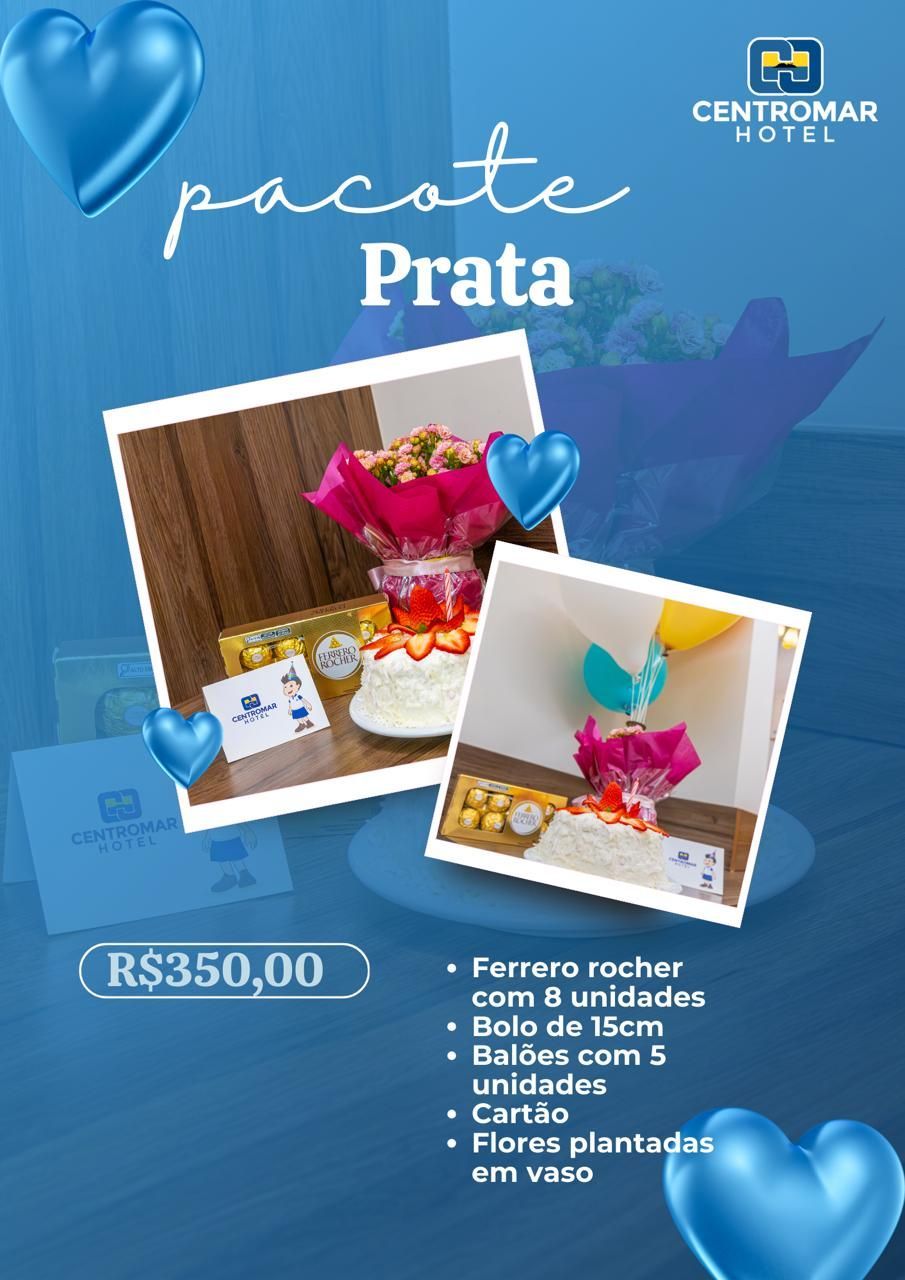 Duas fotos de um bolo e um buquê de flores sobre uma mesa.