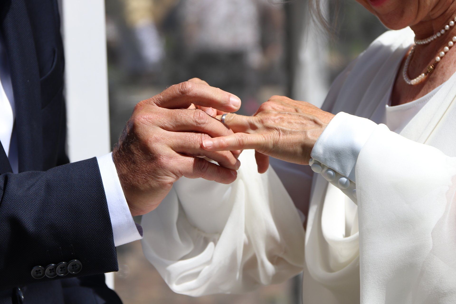 huwelijk; huwelijksfotografie; mariskaveermanfotografie; Mariska Veerman; Mariska Veerman fotografie; bruidsboeket; Zwolle; ringen; trouwen