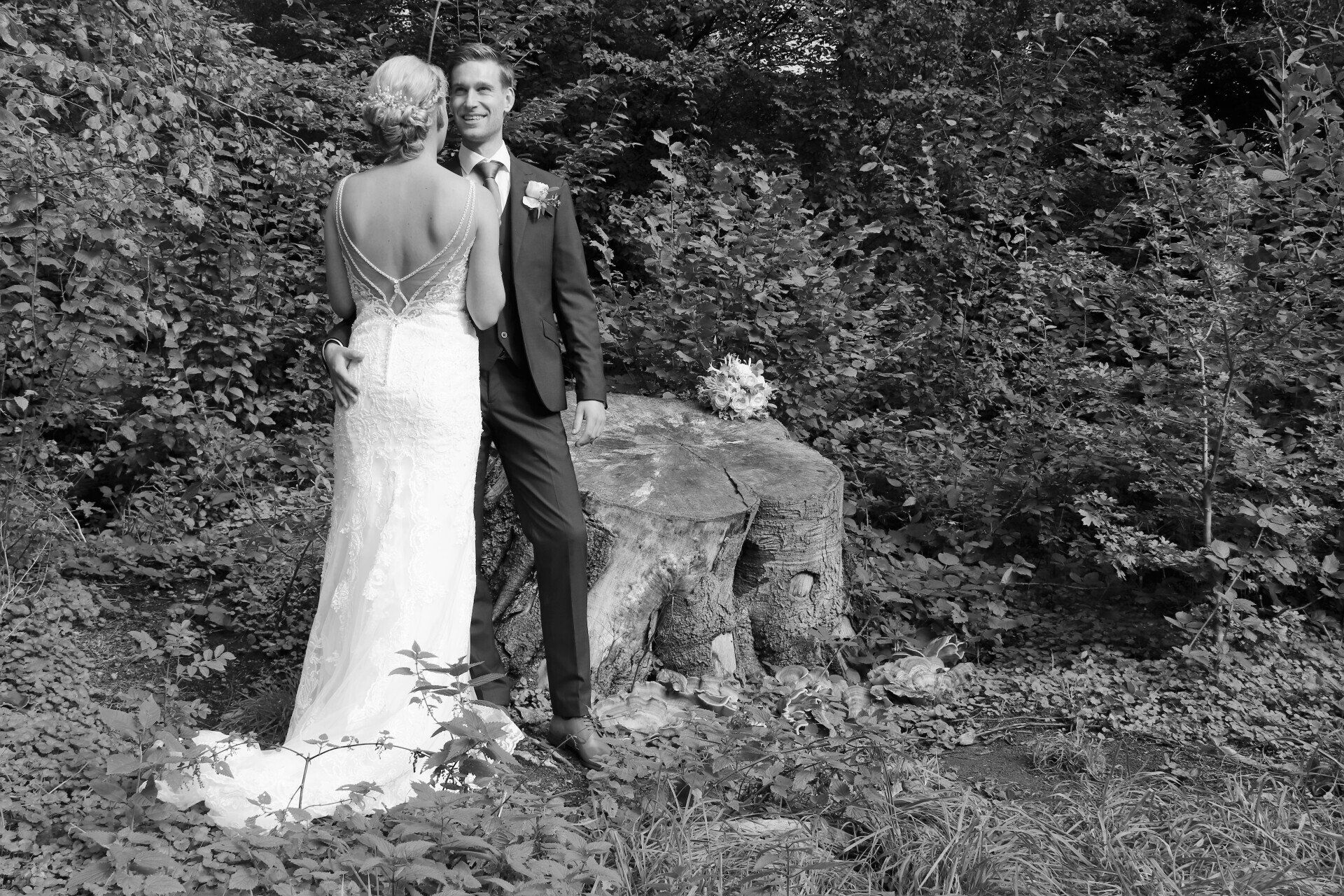 huwelijk; huwelijksfotografie; mariskaveermanfotografie; Mariska Veerman; Mariska Veerman fotografie; bruidsboeket; Zwolle