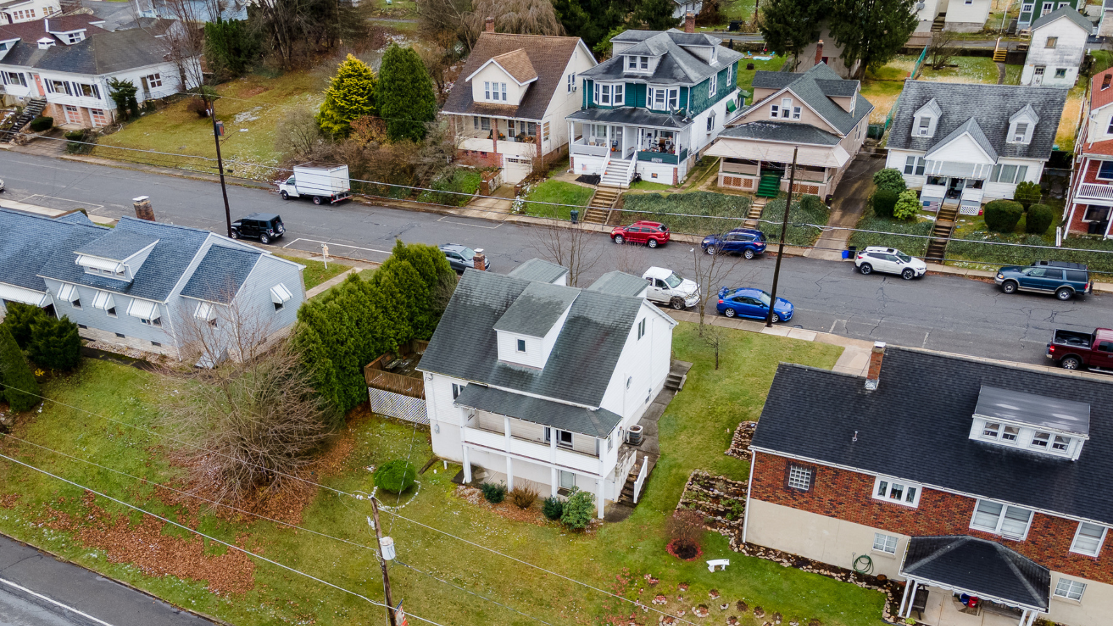 Aerial real estate photo of neighborhood by Pocono Drone Photography