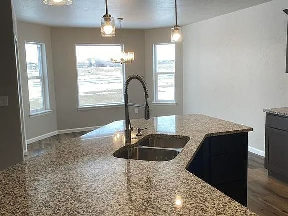 Kitchen sink new construction 1823 6429 Circle Montrose
