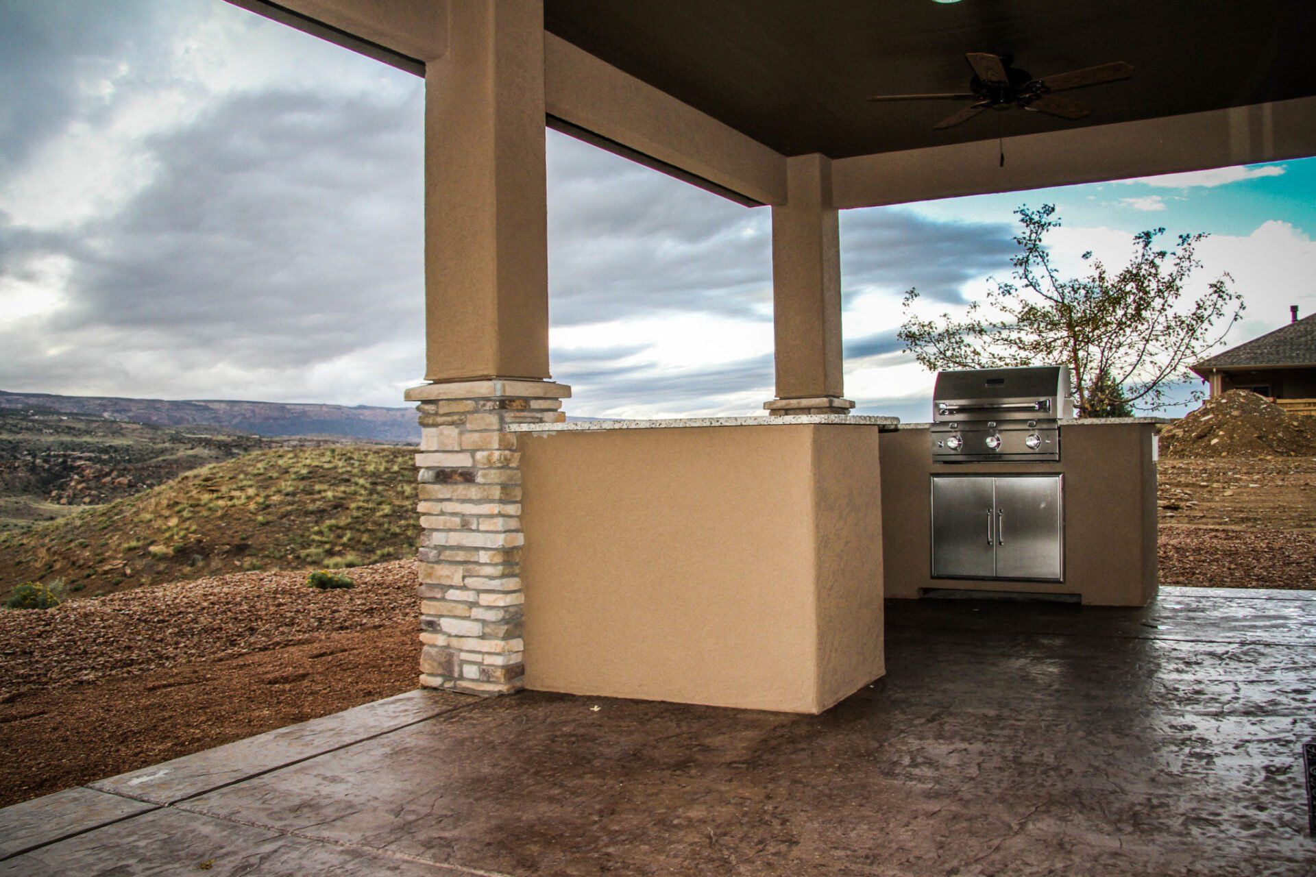 Outdoor Counters with Built-In Grill | Integrity Homes | Grand Junction, CO 81501