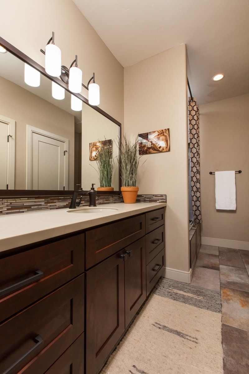Tub and Shower Combo Next to Vanity | Integrity Homes | Grand Junction, CO 81501