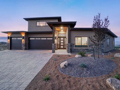Front view photo of Western Slope Colorado new home for sale built by Integrity Homes, Custom Home Builder, Contractor