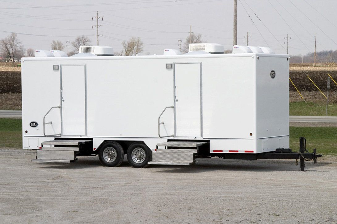 portable restroom cottage unit exterior photo