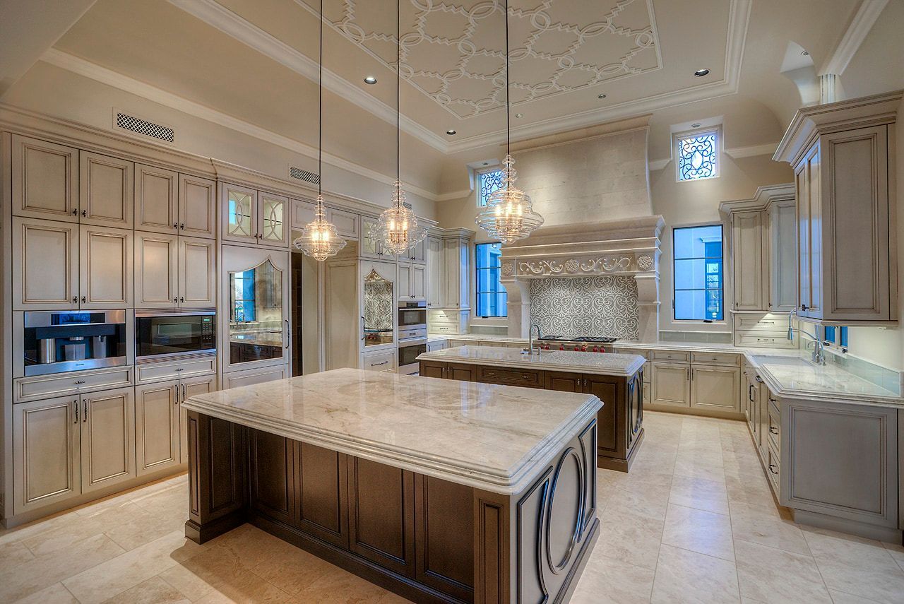 Kitchen Islands