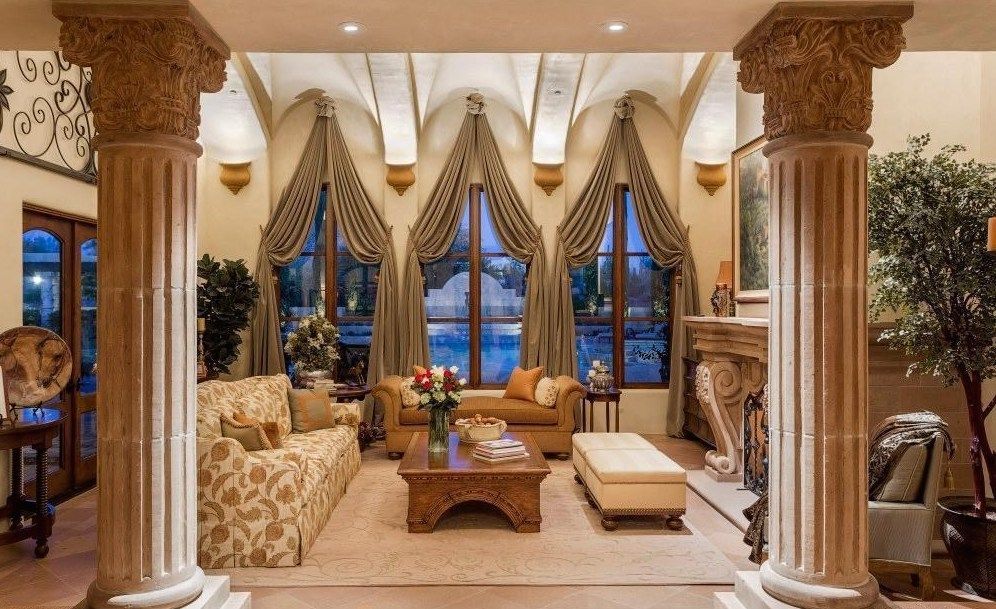 Custom Vineyard Estate