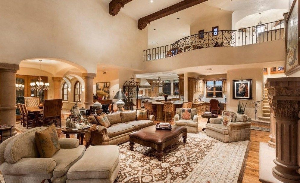 Custom Vineyard Estate