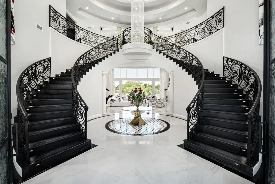 Importance of location in luxury real estate investments