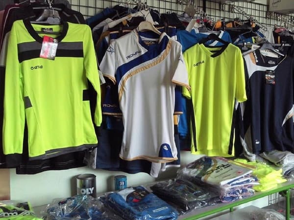 vendita maglie da calcio personalizzabili
