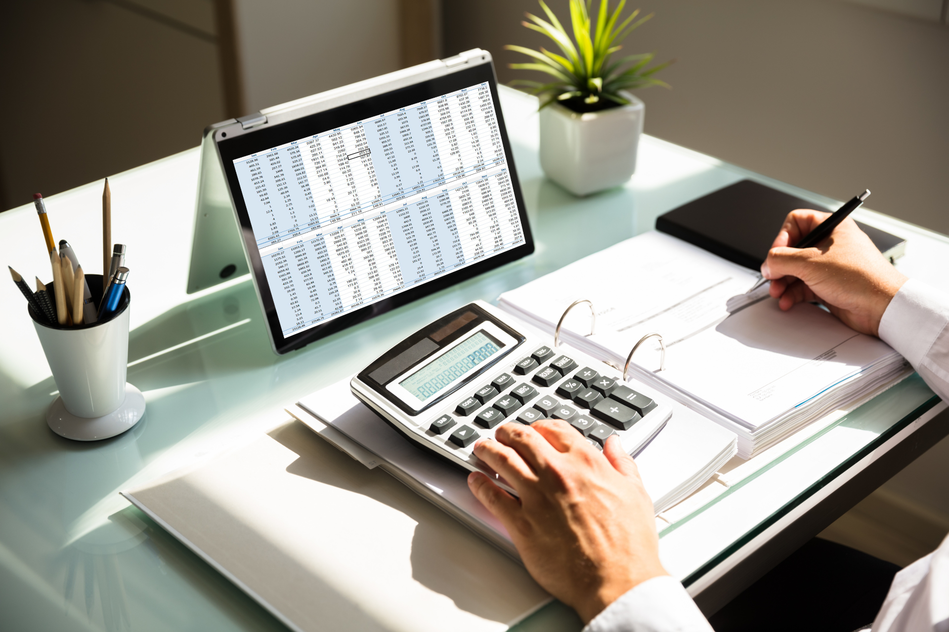 How to Price Your Process Serving Services for Long-Term Success