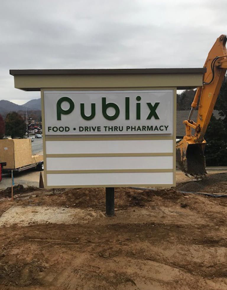 Publix sign with 