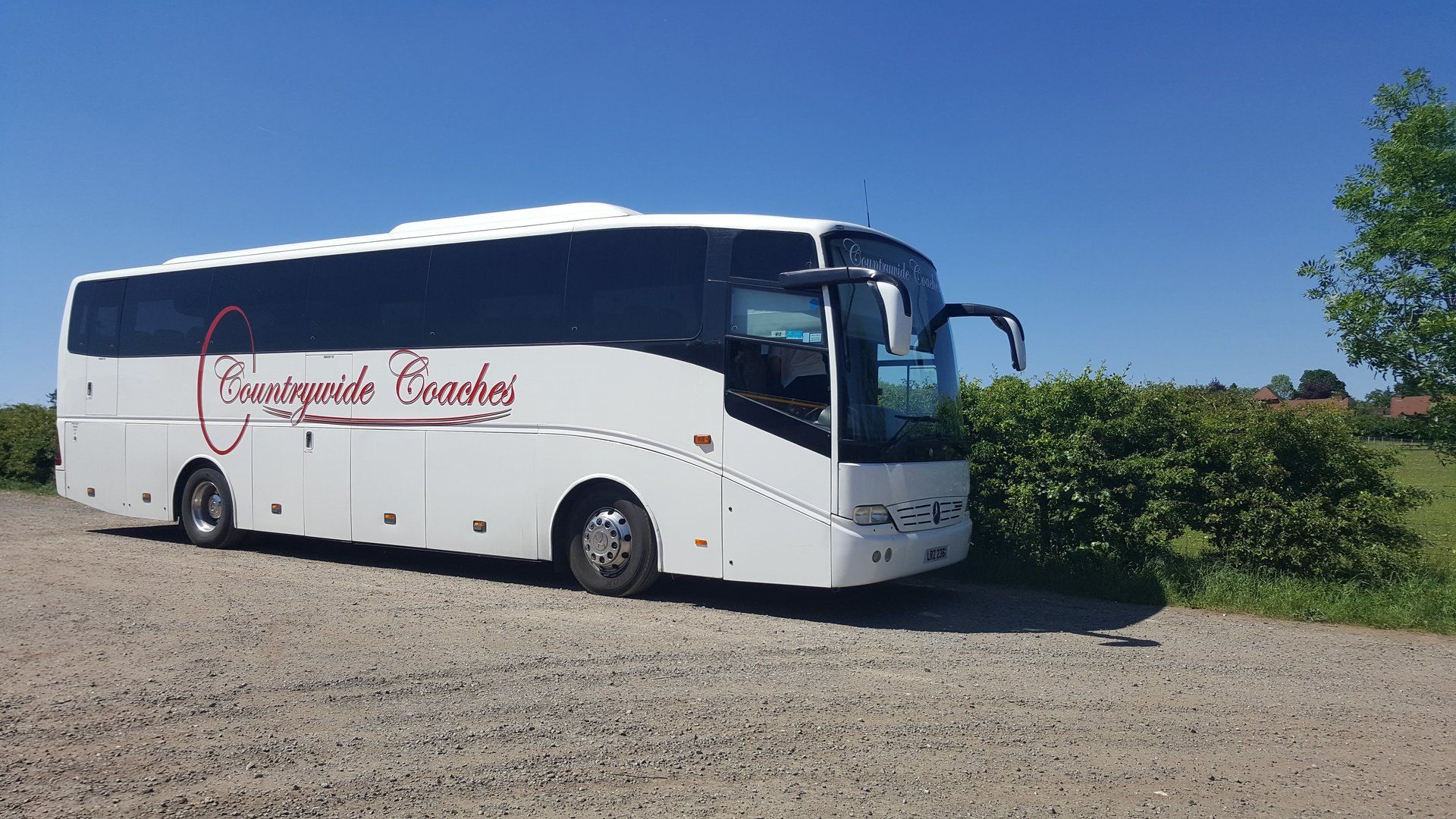 coach hire high wycombe
