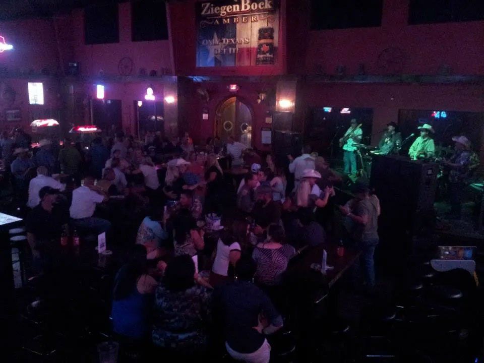 Country western saloon in Richmond, TX