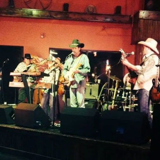 Country western saloon live music in Katy, TX