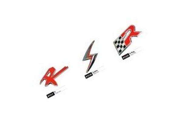 Decorazioni con lettere e accessori per auto a Roma