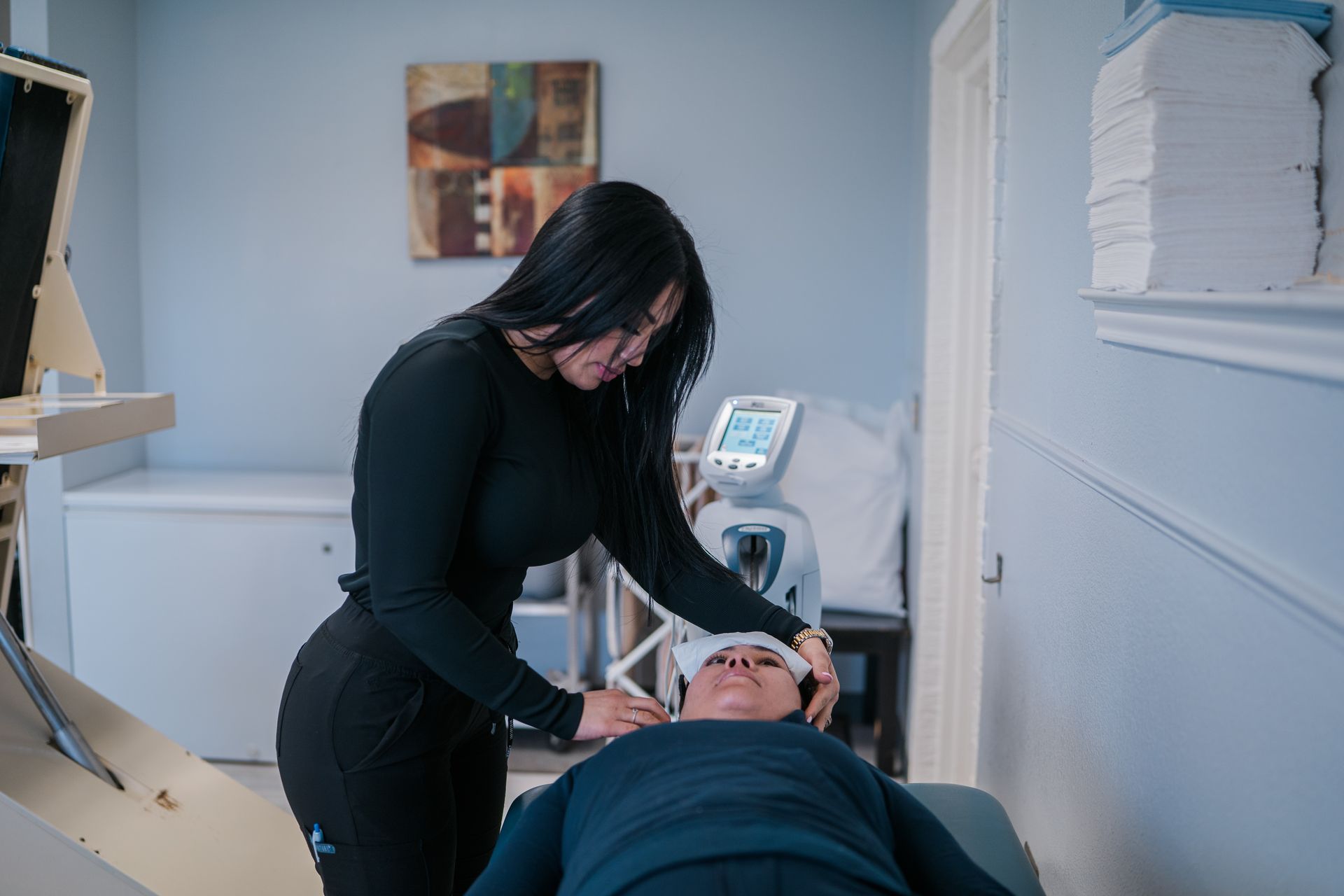 chiropractor with a patient