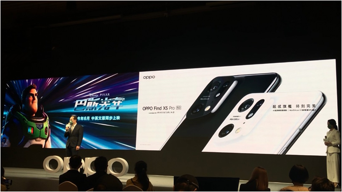 OPPO  電影《巴斯光年》