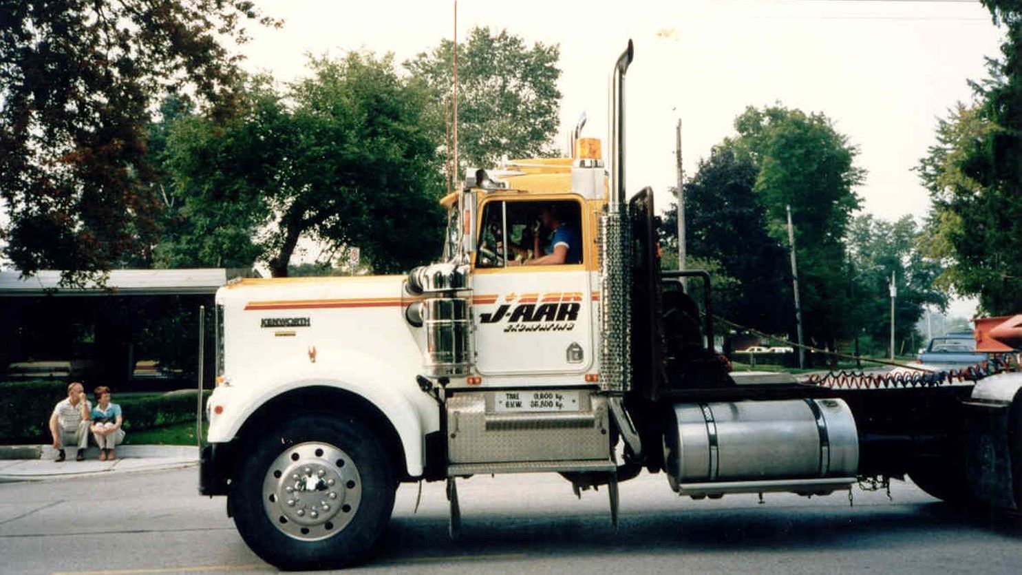 J-AAR truck 